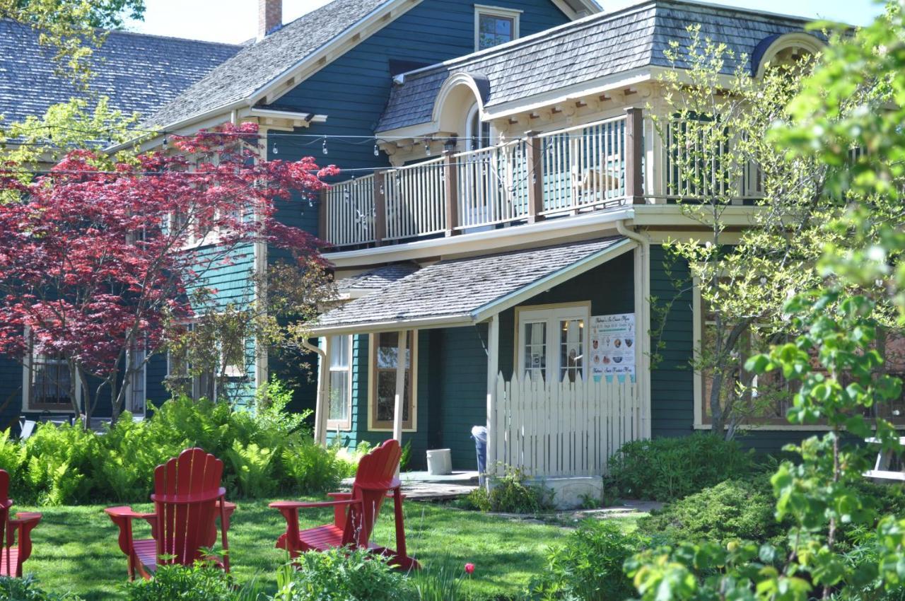 Holman'S Heritage Suites Summerside Exterior foto